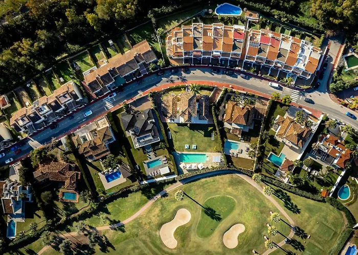Willa Vacation I Milka, Frontline Golf, Giant Private Heated Pool, Close To High-end Restaurants, 8min Puerto Banus, Cine Marbella