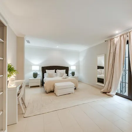 Vacation I Milka, Frontline Golf, Giant Private Heated Pool, Close To High-end Restaurants, 8min Puerto Banus, Cine * Marbella