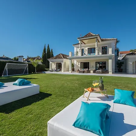 Vacation I Milka, Frontline Golf, Giant Private Heated Pool, Close To High-end Restaurants, 8min Puerto Banus, Cine *