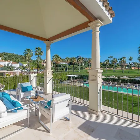 Villa Vacation I Milka, Frontline Golf, Giant Private Heated Pool, Close To High-end Restaurants, 8min Puerto Banus, Cine Marbella