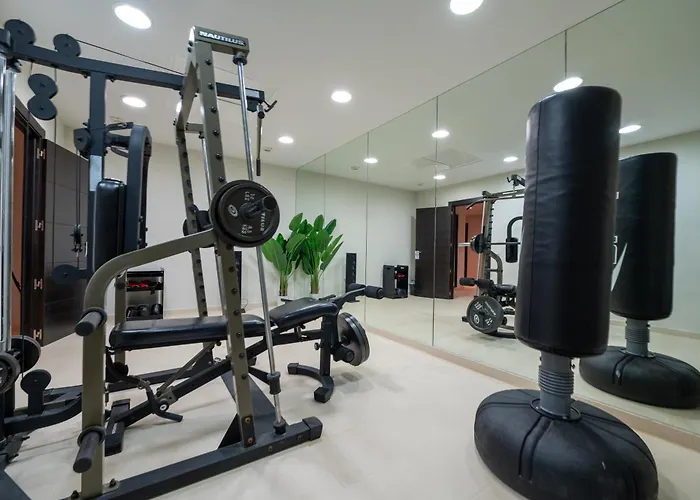 Vacation I Milka, Frontline Golf, Giant Private Heated Pool, Close To High-end Restaurants, 8min Puerto Banus, Cine