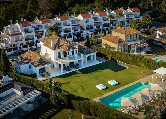 Vacation I Milka, Frontline Golf, Giant Private Heated Pool, Close To High-end Restaurants, 8min Puerto Banus, Cine