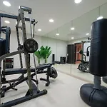 Vacation I Milka, Frontline Golf, Giant Private Heated Pool, Close To High-end Restaurants, 8min Puerto Banus, Cine