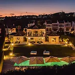 Villa Vacation I Milka, Frontline Golf, Giant Private Heated Pool, Close To High-end Restaurants, 8min Puerto Banus, Cine Marbella