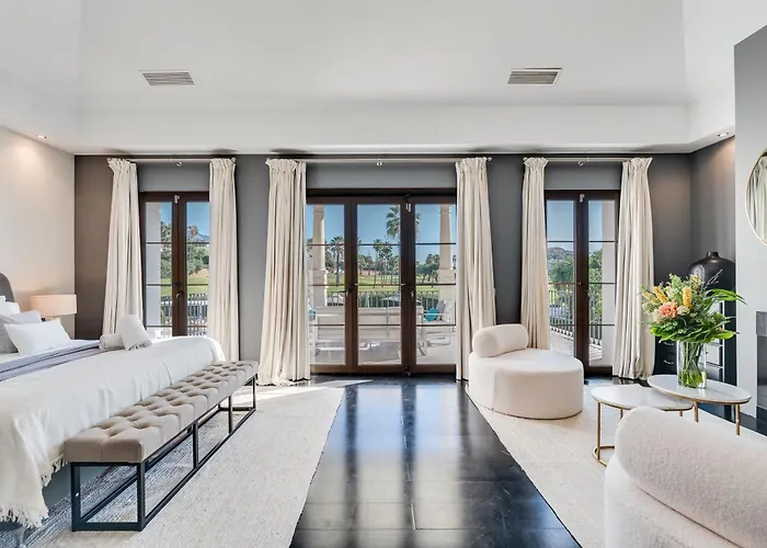 Vacation I Milka, Frontline Golf, Giant Private Heated Pool, Close To High-end Restaurants, 8min Puerto Banus, Cine * 마르베야