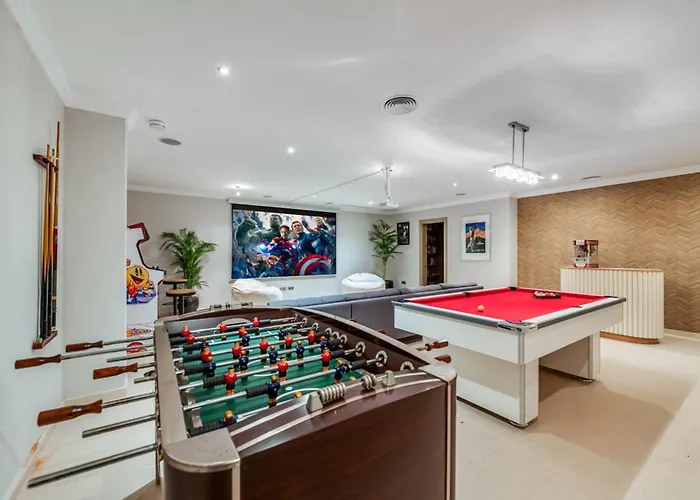 Vacation I Milka, Frontline Golf, Giant Private Heated Pool, Close To High-end Restaurants, 8min Puerto Banus, Cine 빌라