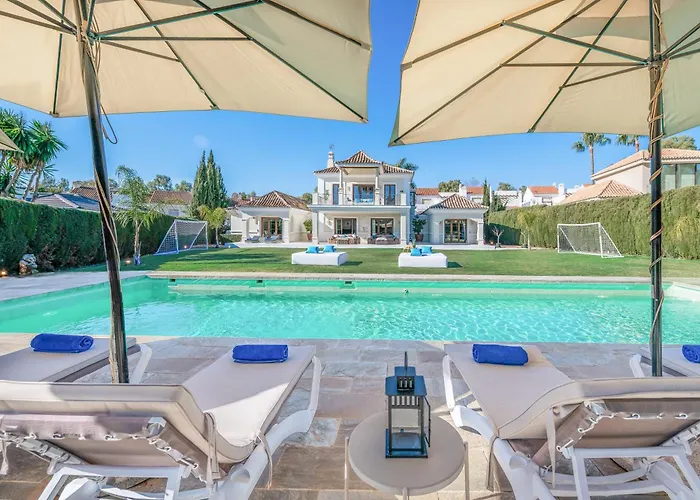 Vacation I Milka, Frontline Golf, Giant Private Heated Pool, Close To High-end Restaurants, 8min Puerto Banus, Cine * 마르베야
