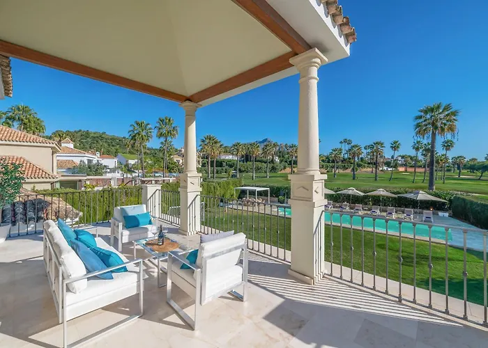Willa Vacation I Milka, Frontline Golf, Giant Private Heated Pool, Close To High-end Restaurants, 8min Puerto Banus, Cine Marbella