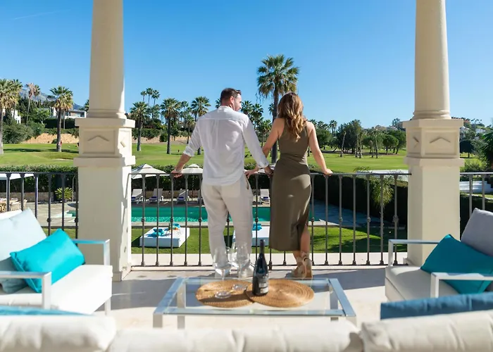 Vacation I Milka, Frontline Golf, Giant Private Heated Pool, Close To High-end Restaurants, 8min Puerto Banus, Cine