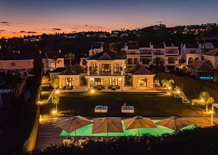 Willa Vacation I Milka, Frontline Golf, Giant Private Heated Pool, Close To High-end Restaurants, 8min Puerto Banus, Cine Marbella