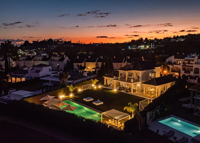 Vacation I Milka, Frontline Golf, Giant Private Heated Pool, Close To High-end Restaurants, 8min Puerto Banus, Cine